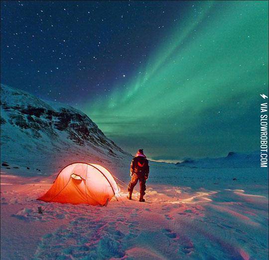 Camping+under+the+Aurora+Borealis