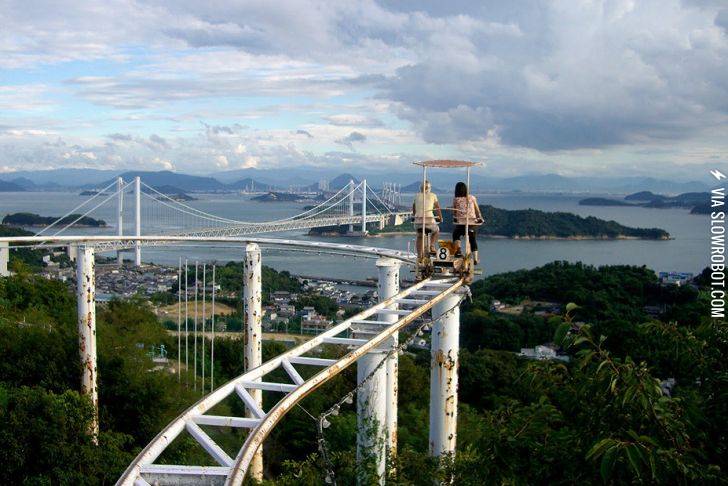 This+is+the+Skycycle%2C+a+ride+in+Japan+that+is+pedal+powered.
