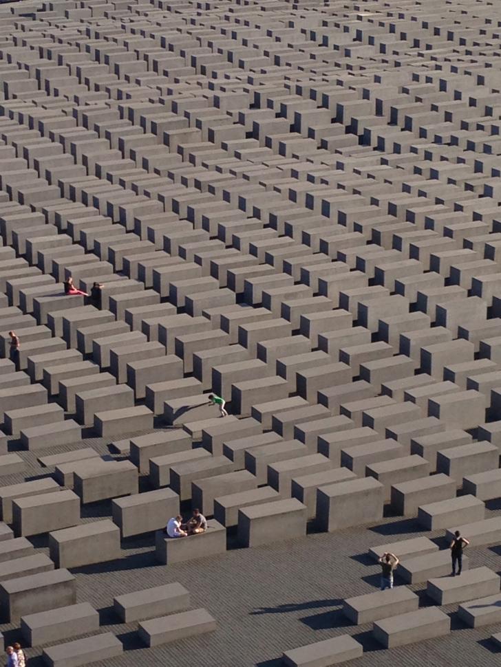 The+Holocaust+Memorial+in+Berlin