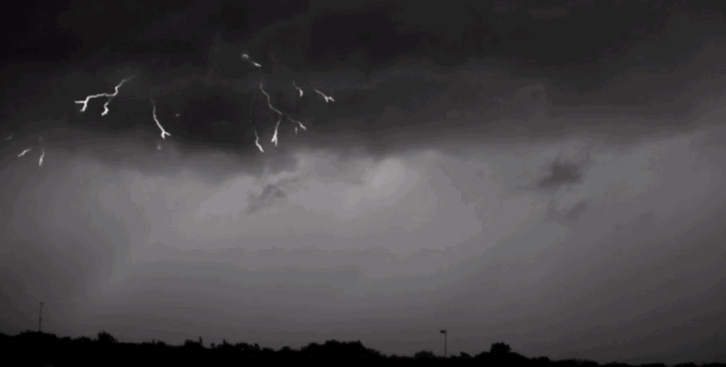 Slow+Motion+Lightning