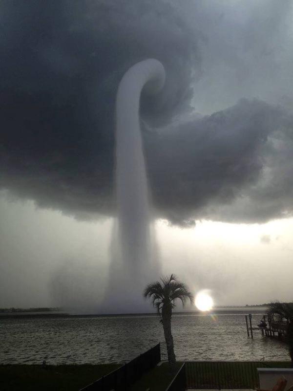 Waterspout+in+Tampa