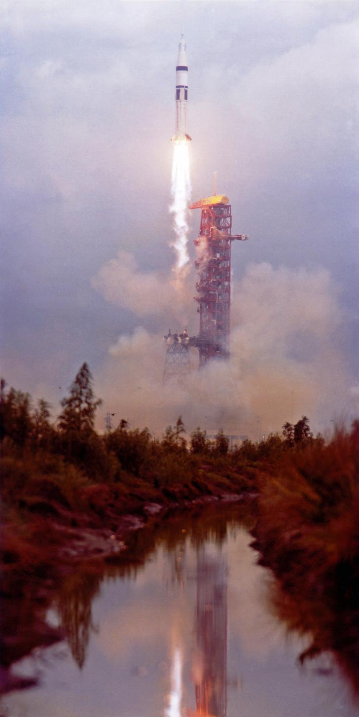 Skylab+2+launches+from+Cape+Canaveral+%28May+25%2C+1973%29.