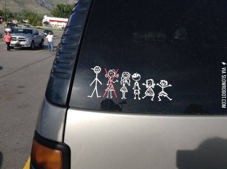 Looks+like+someone%26%238217%3Bs+having+family+trouble%21