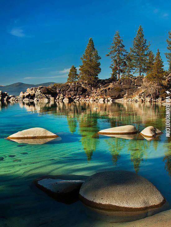 Sand+Harbor%2C+Lake+Tahoe%2C+Nevada.