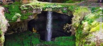 Three+Bridge+Chasm+Waterfall+in+Lebanon