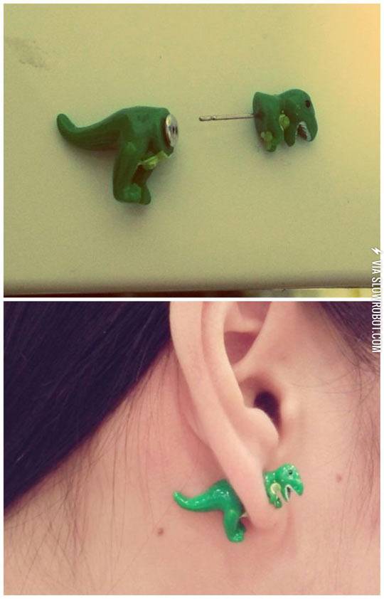 Tyrannosaurus+earrings.