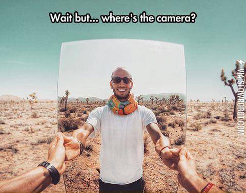 A+mirror+in+the+desert