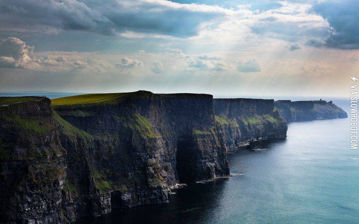 Cliffs+of+Moher%2C+Ireland.