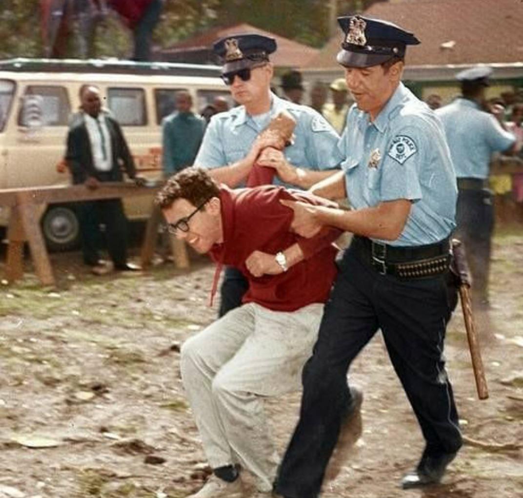 Bernie+sanders+arrested+while+protesting+segregation%2C+1963
