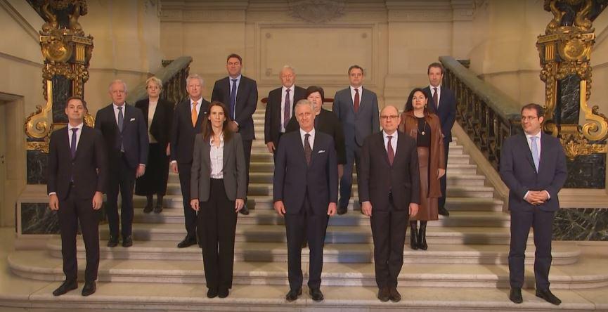 Belgium%26%238217%3Bs+new+government+posing+for+the+official+picture%2C+in+times+of+Corona.