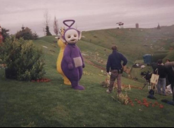 Teletubbies+are+actually+8+feet+tall