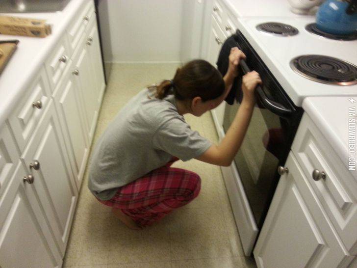 How+my+wife+waits+for+homemade+cookies.