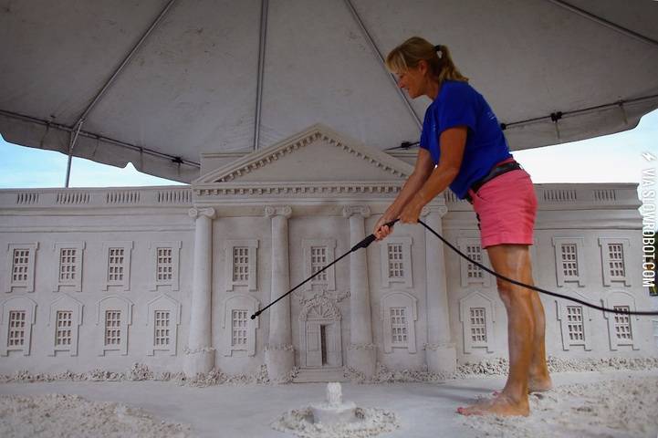 White+House+Sand+Castle