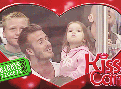 David+Beckham+on+kiss+cam.