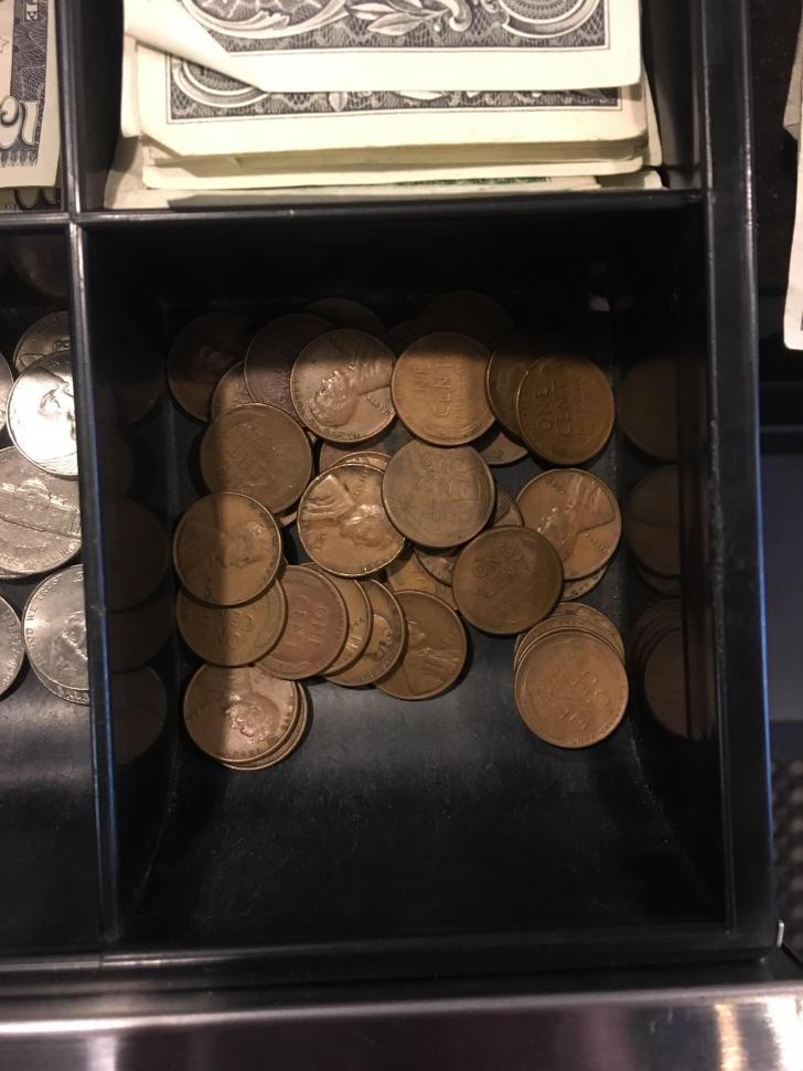 opened+a+roll+of+pennies+and+they+are+all+wheat+pennies+from+the+1940%26%238217%3Bs