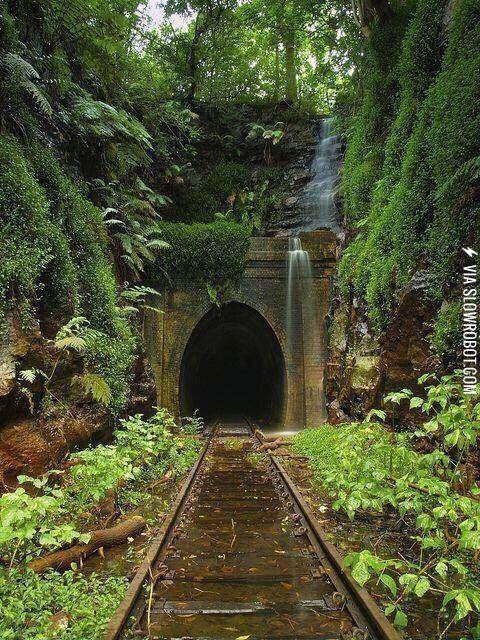 Abandoned+railroad+tunnel+in+Australia