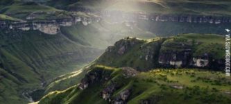 Drakensberg+Mountains%2C+South+Africa.