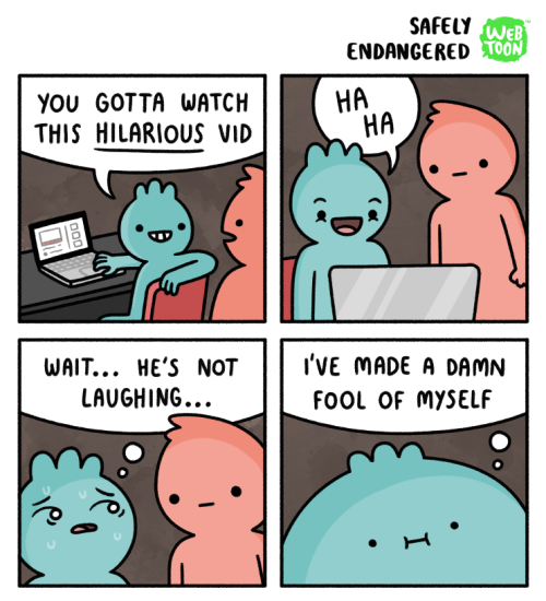 When+you+show+a+friend+a+funny+video