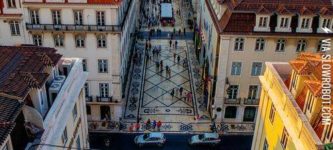 Pedestrian+street+in+Lisbon%2C+Portugal.