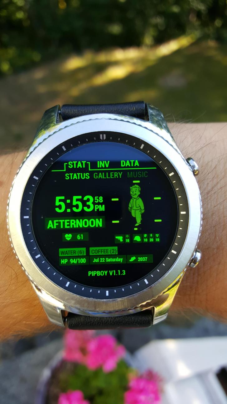 Fallout+Pip-Boy+theme+for+Samsung+smart+watch