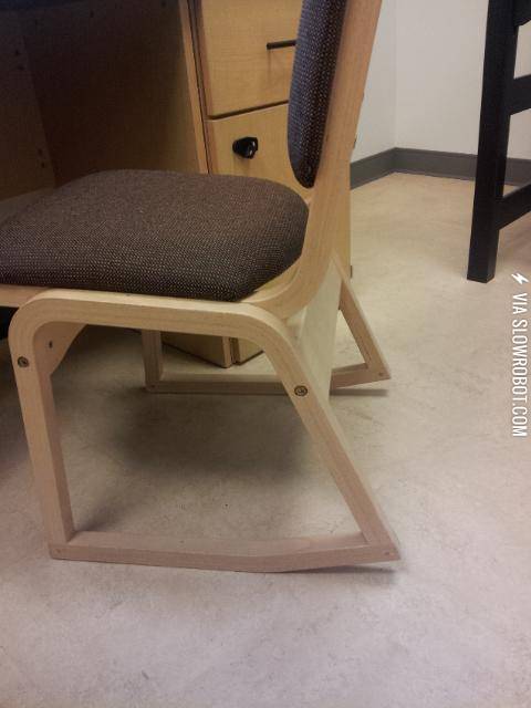 The+chair+that+gave+me+a+small+heart+attack.