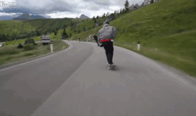 Longboarder+slows+down+to+overtake+cyclists