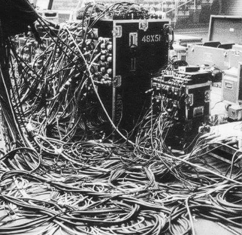 Cabling+at+the+Woodstock+Festival+1969