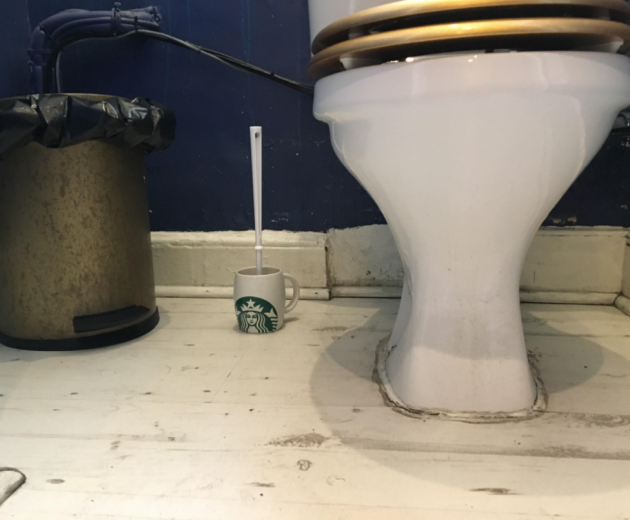 My+local+independent+coffee+shop+uses+a+Starbucks+mug+for+its+toilet+brush+holder