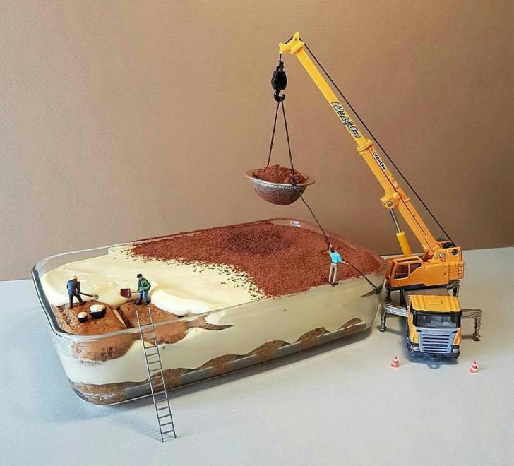 Cake+under+Construction