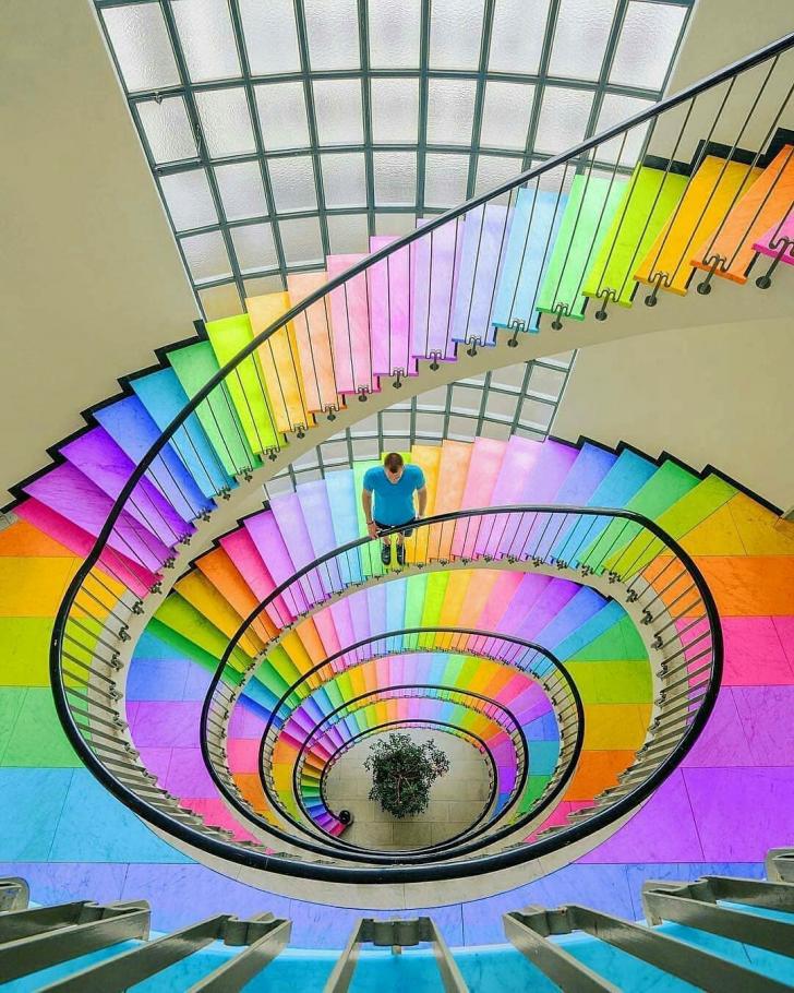 Rainbow+Road+stairs