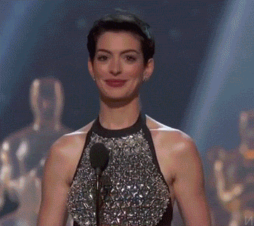 Anne+Hathaway+sparkles.
