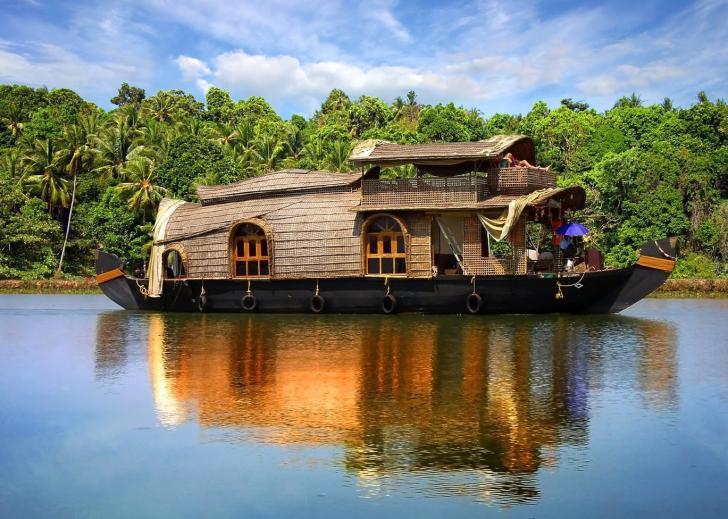 Houseboat+in+India