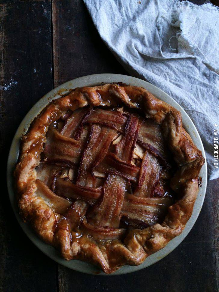 Bacon+latticed+apple+pie.