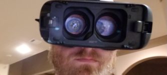 VR+Goggles+without+the+phone+attached.