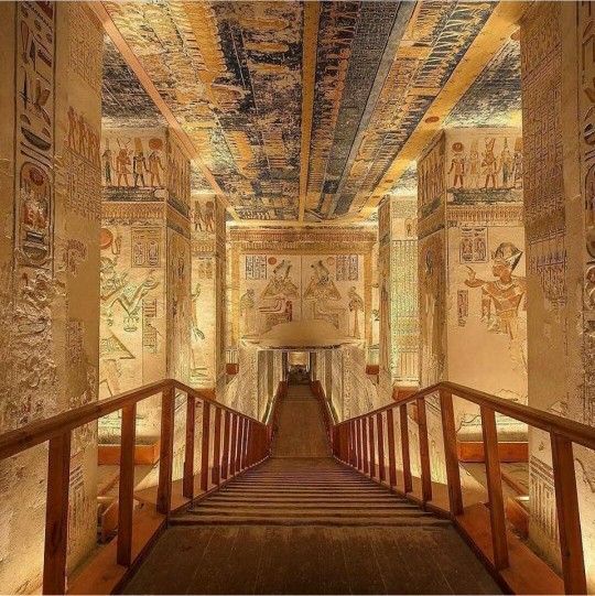 The+Tomb+of+Ramesses+VI%2C+The+Valley+of+Kings%2C+Egypt