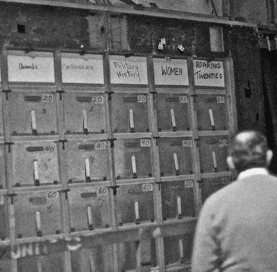 Behind+the+Jeopardy+board%2C+1973