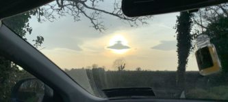 This+UFO+looks+like+a+cloud.