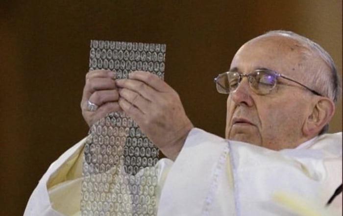The+holy+bubble+wrap.