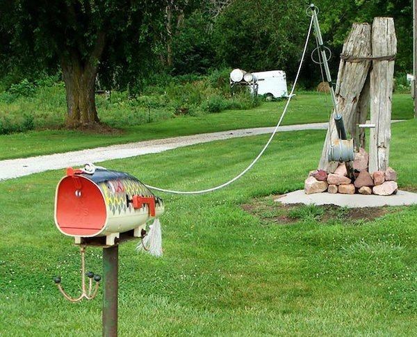 clever+fishing+mailbox