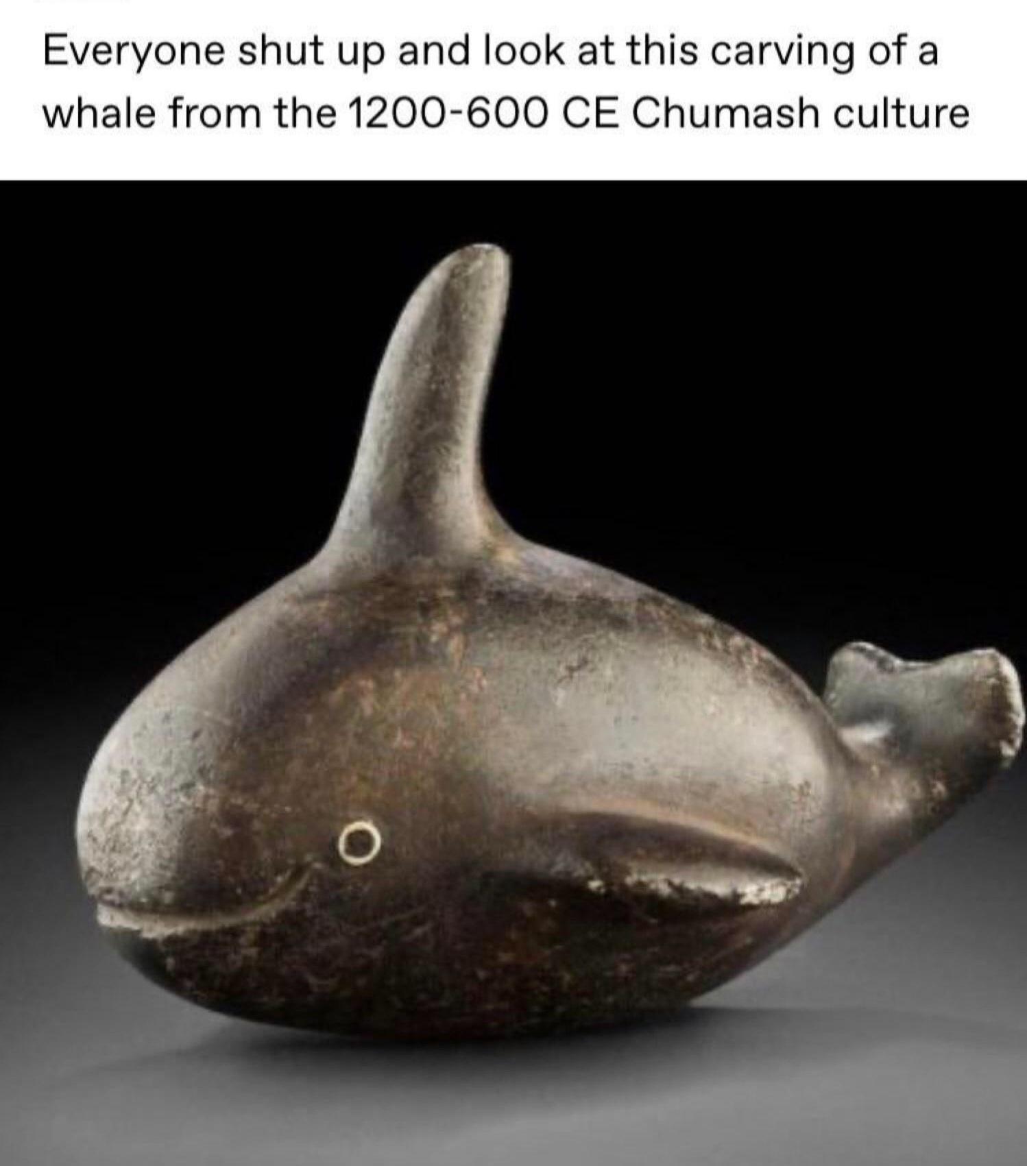 adorable+ancient+whale+sculpture