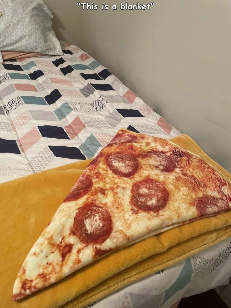 pizza+blanket