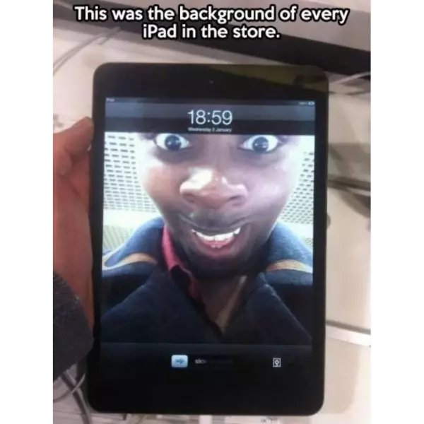 apple+store+trolling