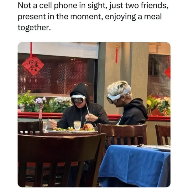 enjoying+apples+together